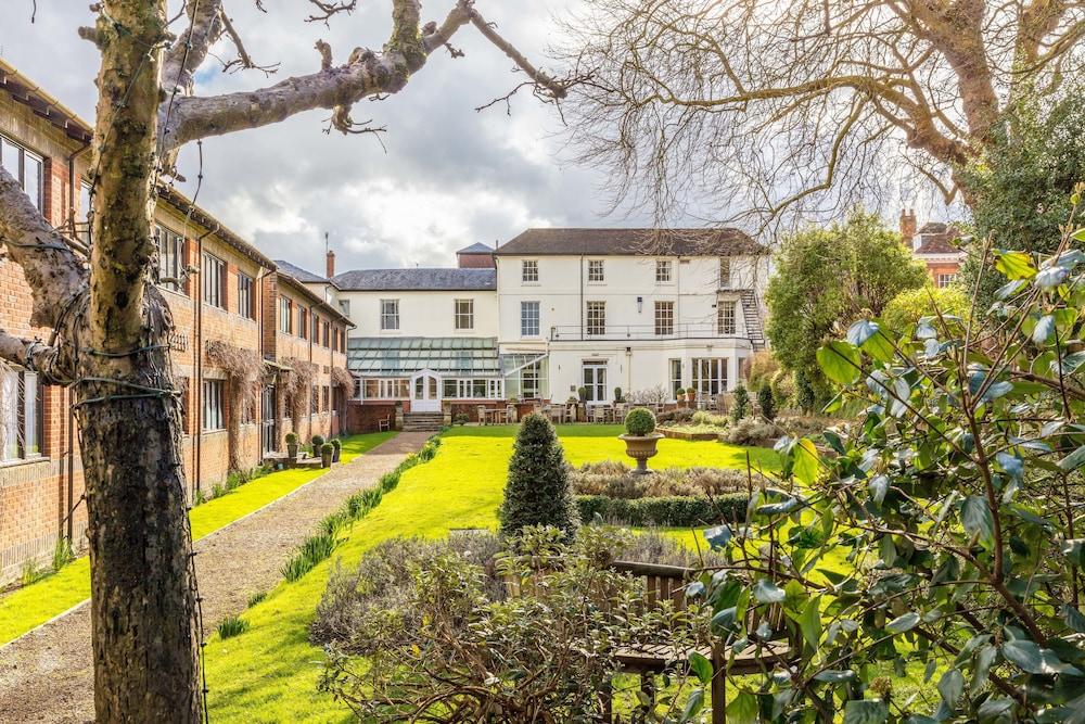 Winchester Royal Hotel Kültér fotó