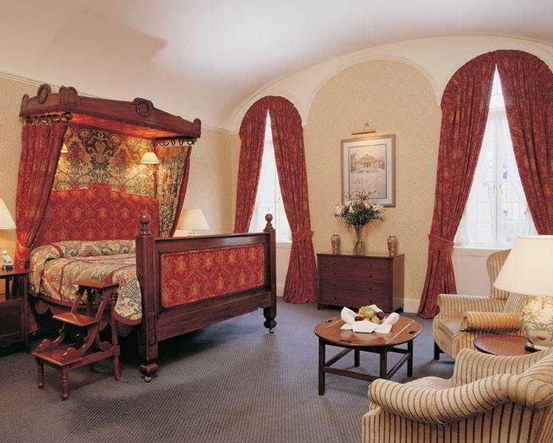 Winchester Royal Hotel Kültér fotó