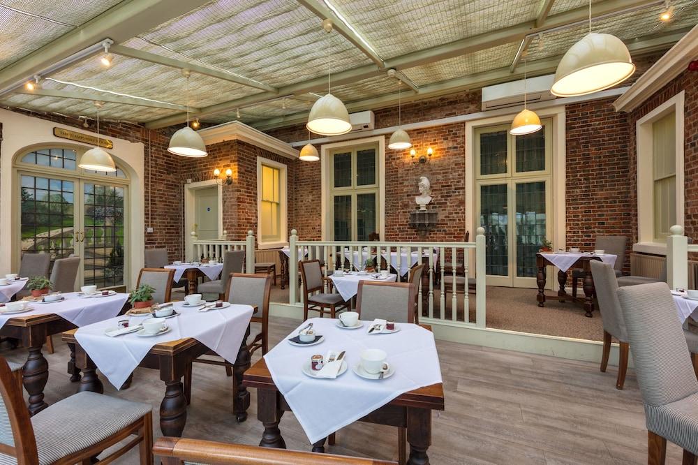 Winchester Royal Hotel Kültér fotó