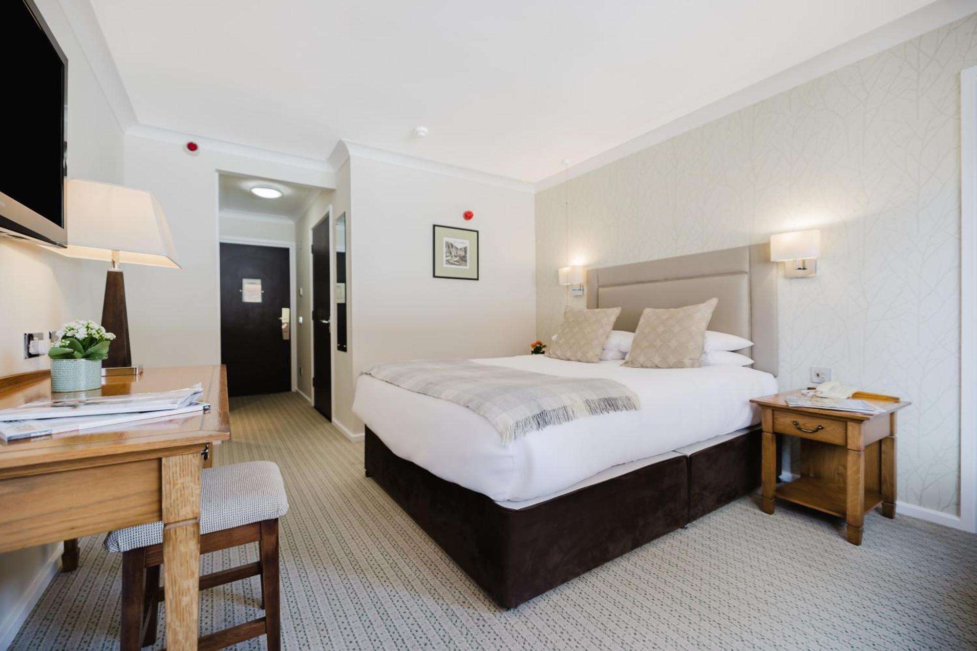 Winchester Royal Hotel Kültér fotó