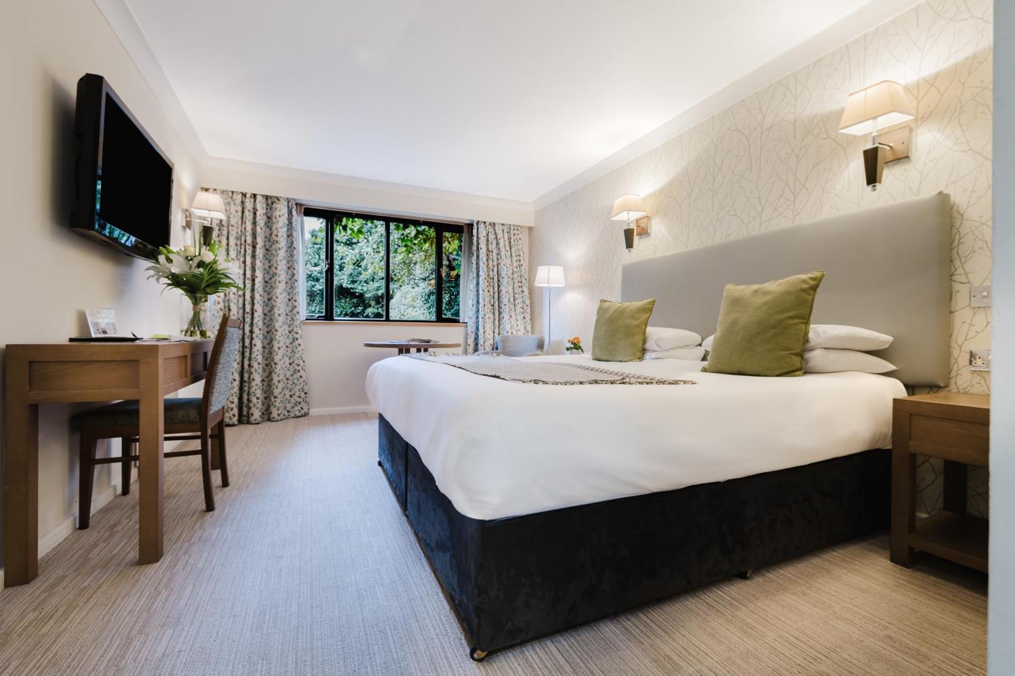 Winchester Royal Hotel Kültér fotó